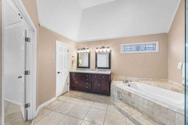 1665 NESHOBA TRACE CV, Germantown, TN 38138