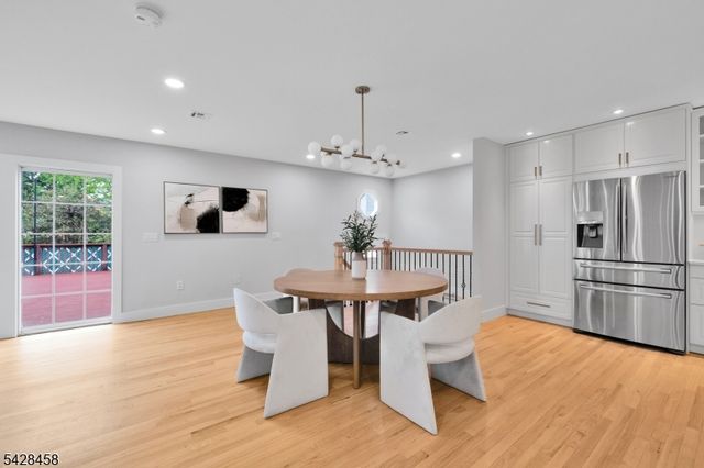 448 Fern Ave, Lyndhurst Twp., NJ 07071