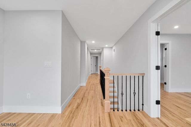 448 Fern Ave, Lyndhurst Twp., NJ 07071