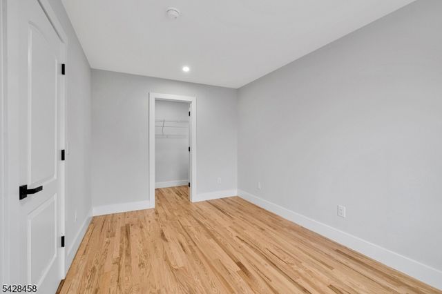 448 Fern Ave, Lyndhurst Twp., NJ 07071