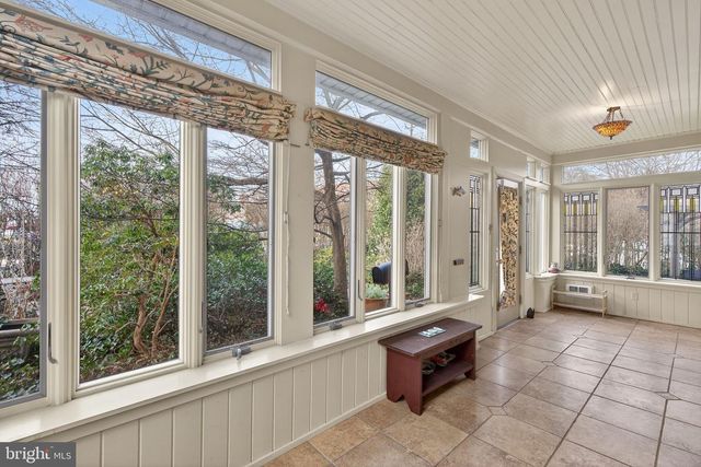 400 W COURT ST, Doylestown, PA 18901