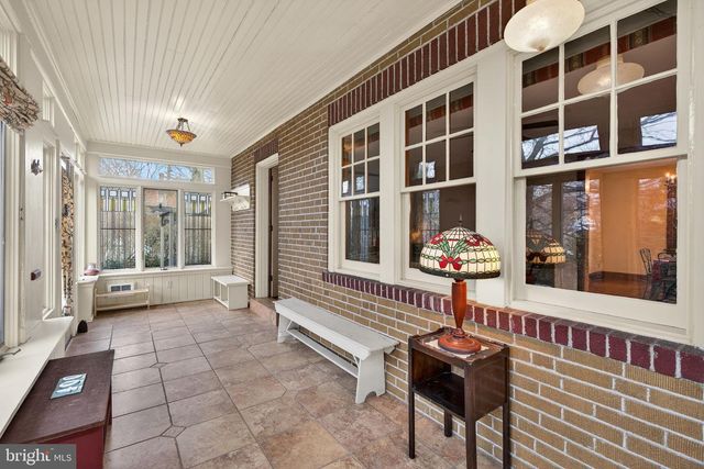 400 W COURT ST, Doylestown, PA 18901