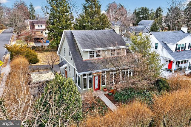 400 W COURT ST, Doylestown, PA 18901