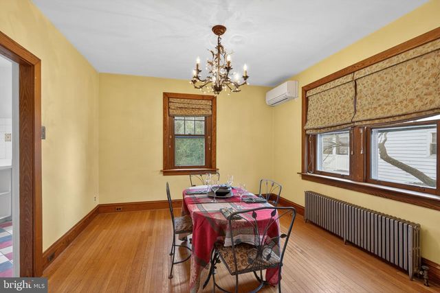 400 W COURT ST, Doylestown, PA 18901