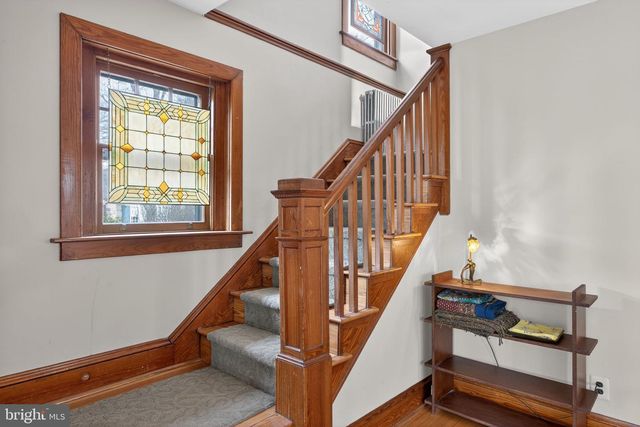 400 W COURT ST, Doylestown, PA 18901