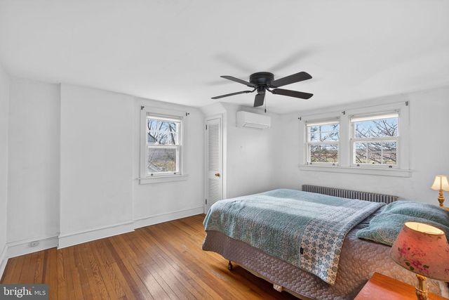 400 W COURT ST, Doylestown, PA 18901