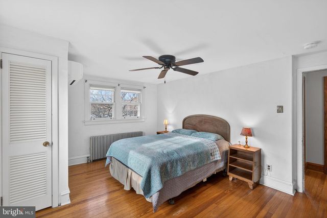 400 W COURT ST, Doylestown, PA 18901