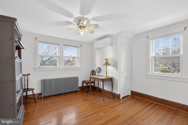 400 W COURT ST, Doylestown, PA 18901