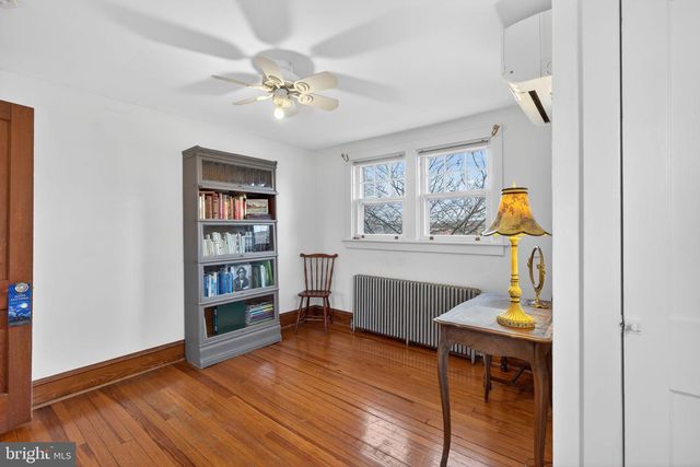 400 W COURT ST, Doylestown, PA 18901