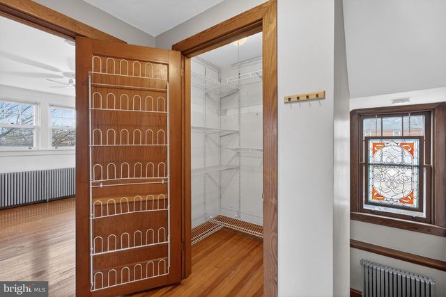 400 W COURT ST, Doylestown, PA 18901