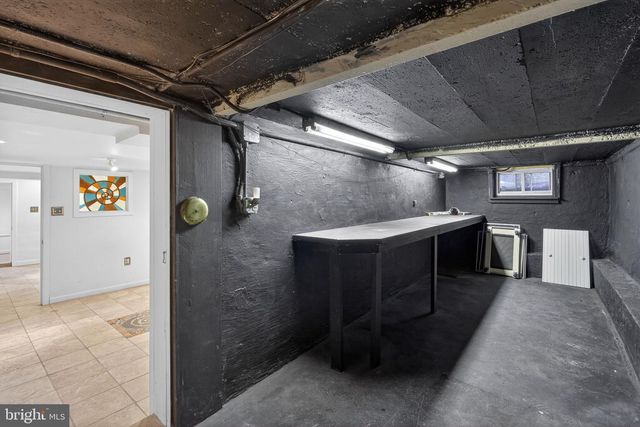 400 W COURT ST, Doylestown, PA 18901