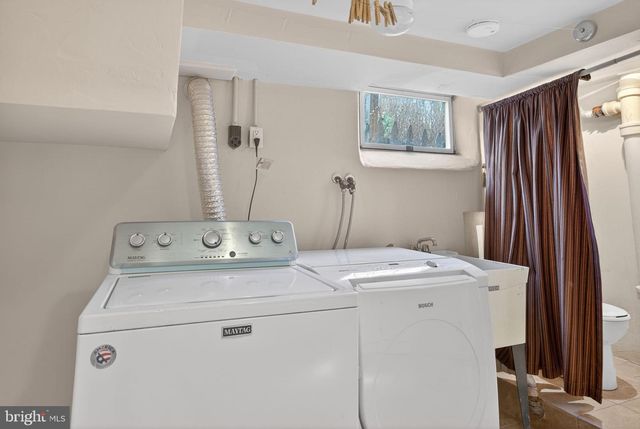 400 W COURT ST, Doylestown, PA 18901