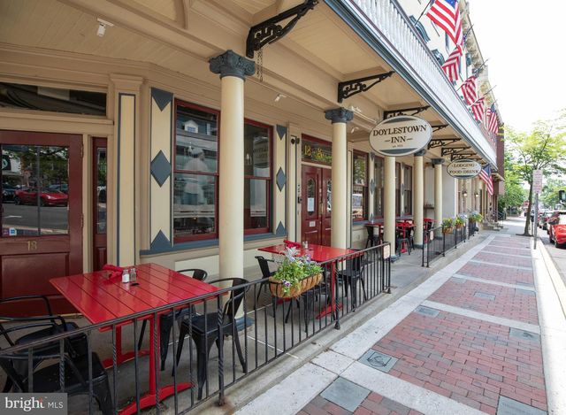 400 W COURT ST, Doylestown, PA 18901