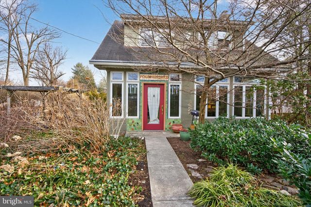 400 W COURT ST, Doylestown, PA 18901