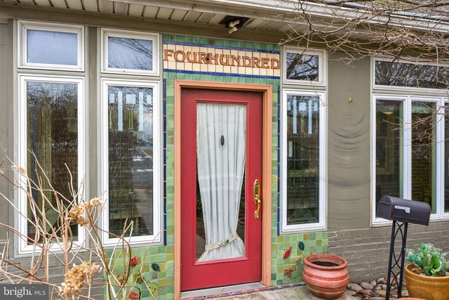 400 W COURT ST, Doylestown, PA 18901