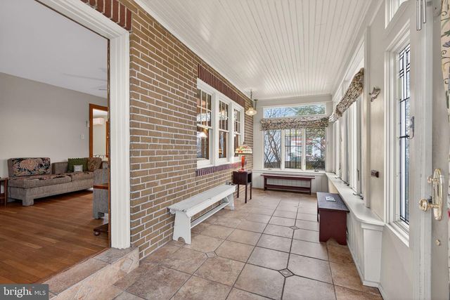 400 W COURT ST, Doylestown, PA 18901