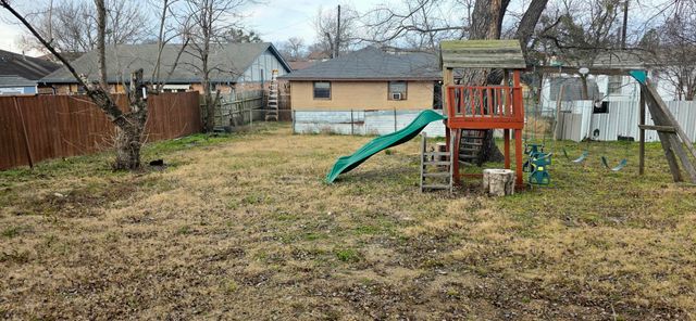 4302 Roberts Street, Greenville, TX 75401