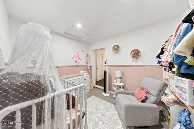 2809 W LAWRENCE Road, Phoenix, AZ 85017