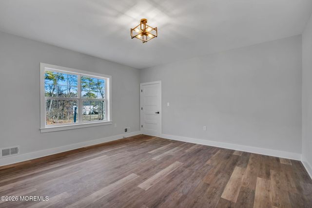 2016 Seventh Avenue, Toms River, NJ 08757