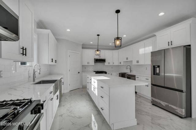 2016 Seventh Avenue, Toms River, NJ 08757