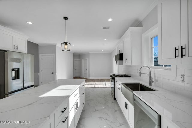 2016 Seventh Avenue, Toms River, NJ 08757