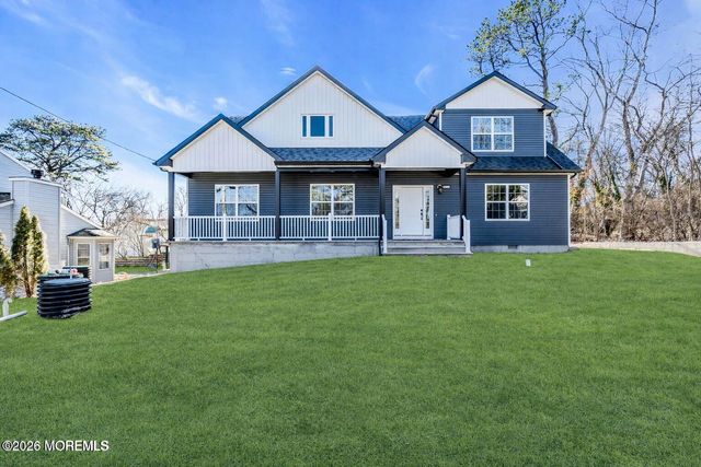 2016 Seventh Avenue, Toms River, NJ 08757