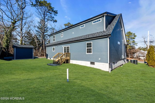 2016 Seventh Avenue, Toms River, NJ 08757