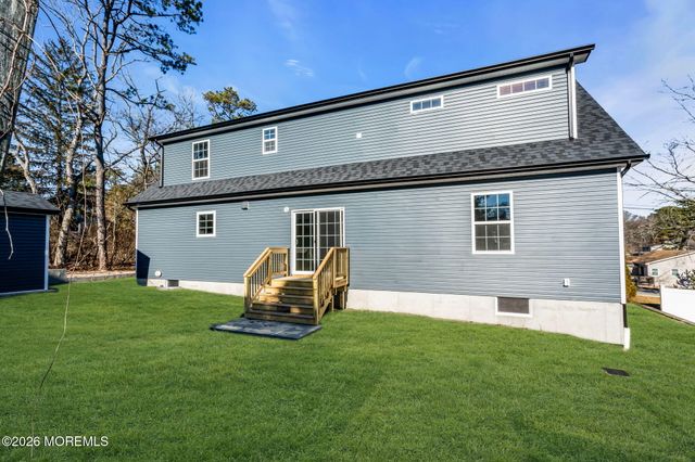 2016 Seventh Avenue, Toms River, NJ 08757