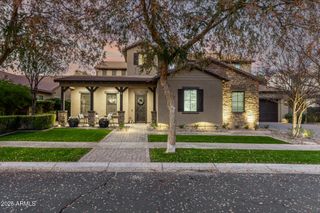 2950 E LOS ALTOS Court, Gilbert, AZ 85297