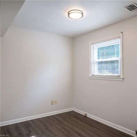 1928 Charla Lee LN, Virginia Beach, VA 23455