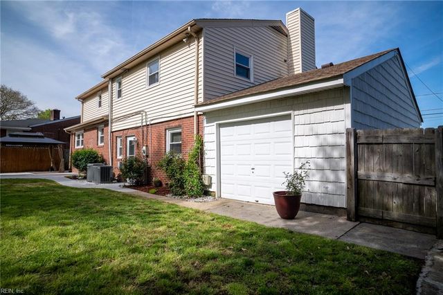 1928 Charla Lee LN, Virginia Beach, VA 23455