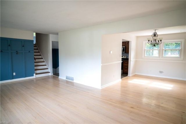 1928 Charla Lee LN, Virginia Beach, VA 23455