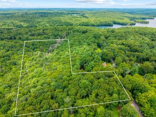 138 Brainard Road, Colchester, CT 06415