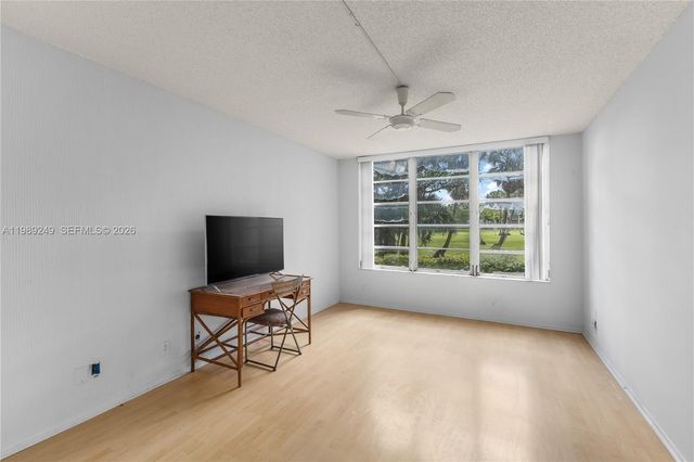 806 Cypress Grove Lane 111, Pompano Beach, FL 33069