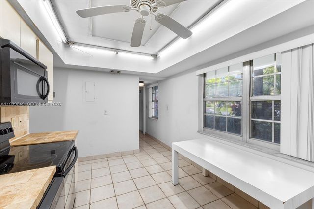 806 Cypress Grove Lane 111, Pompano Beach, FL 33069