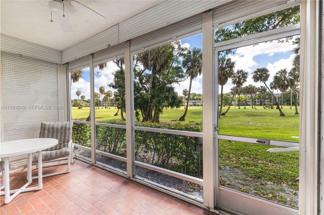 806 Cypress Grove Lane 111, Pompano Beach, FL 33069