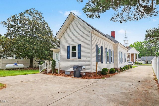 103 Bailey Avenue, Kenly, NC 27542