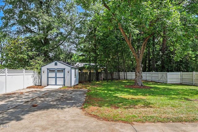 103 Bailey Avenue, Kenly, NC 27542