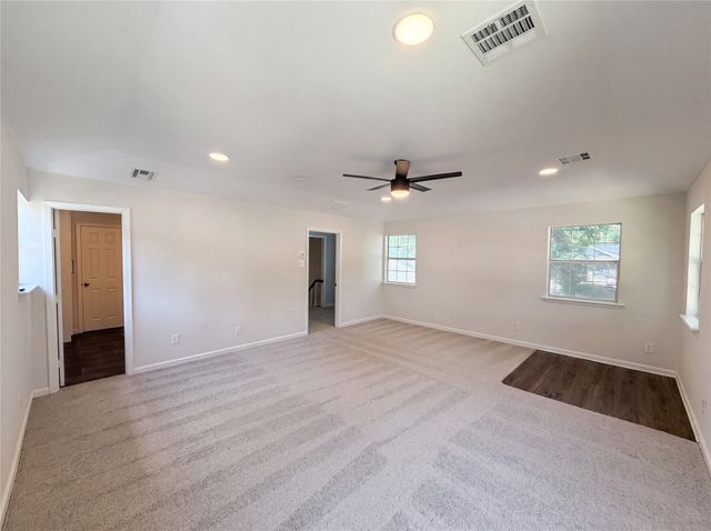 126 Pleasant Run, Lewisville, TX 75067