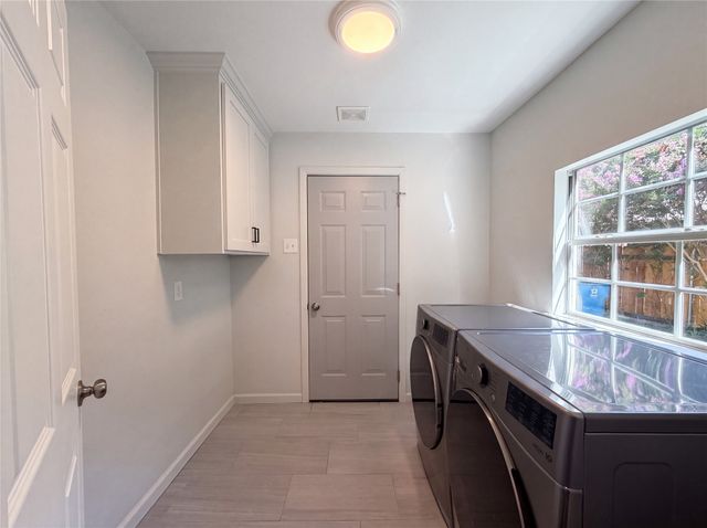 126 Pleasant Run, Lewisville, TX 75067