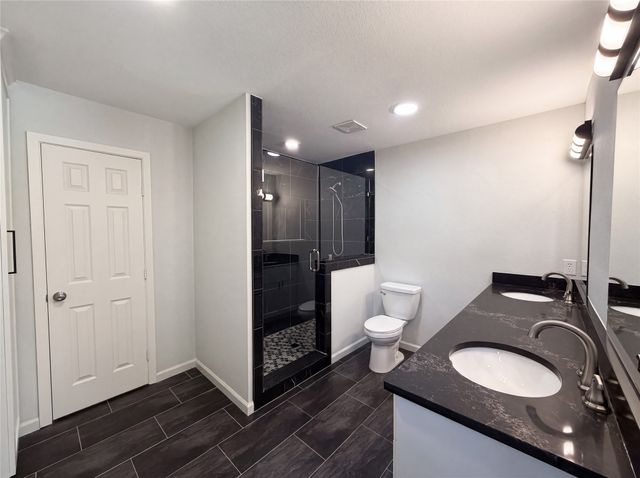126 Pleasant Run, Lewisville, TX 75067