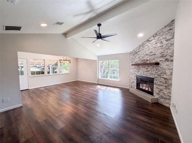126 Pleasant Run, Lewisville, TX 75067