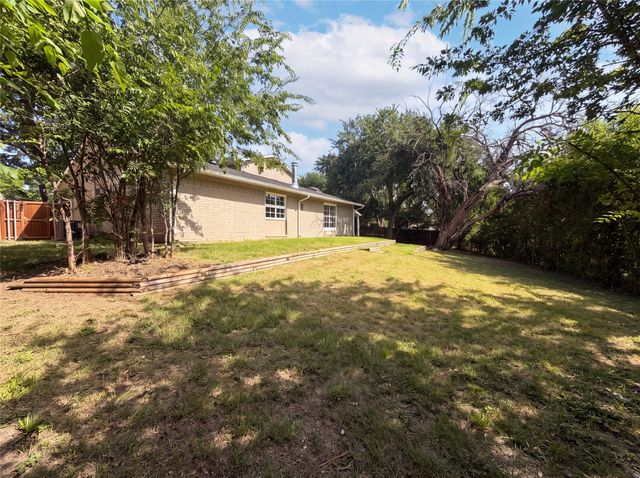 126 Pleasant Run, Lewisville, TX 75067
