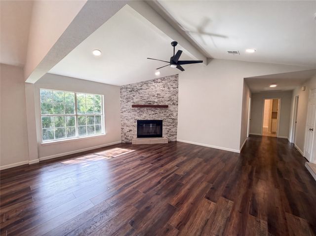 126 Pleasant Run, Lewisville, TX 75067