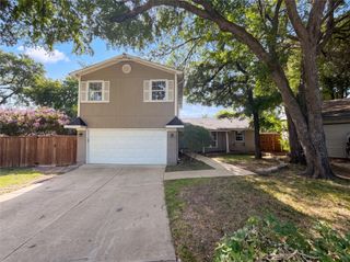 126 Pleasant Run, Lewisville, TX 75067