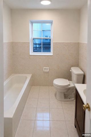 28 4th Street 1, Elizabeth, NJ 07206
