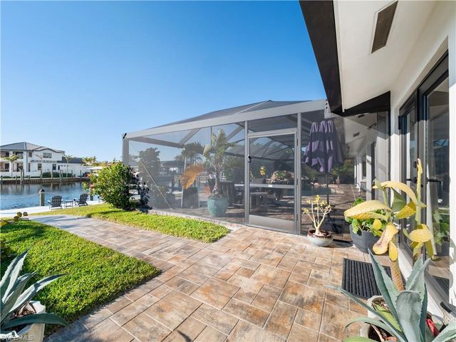 6610 Joanna CIR, Fort Myers, FL 33919