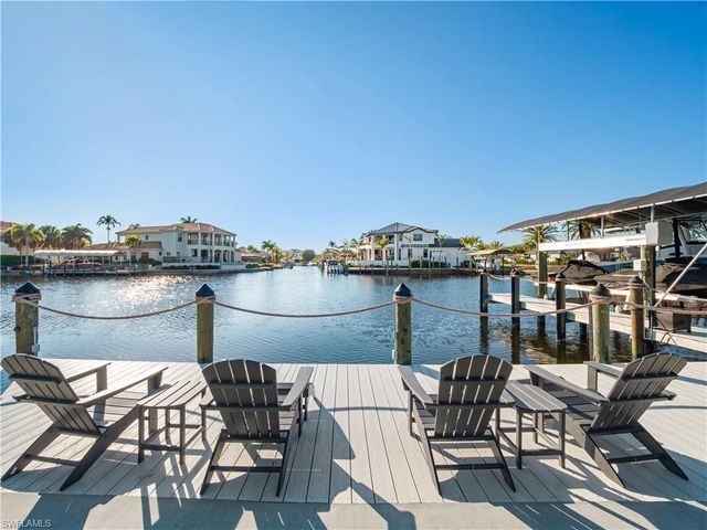 6610 Joanna CIR, Fort Myers, FL 33919