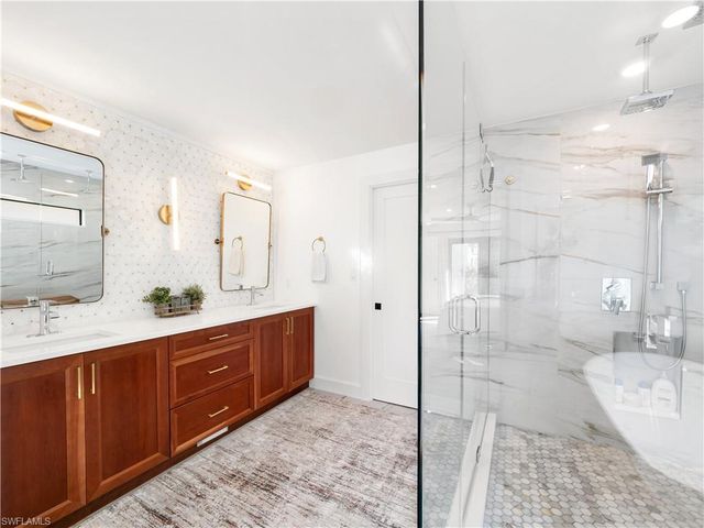 6610 Joanna CIR, Fort Myers, FL 33919