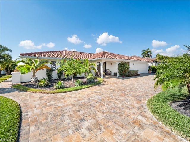 6610 Joanna CIR, Fort Myers, FL 33919
